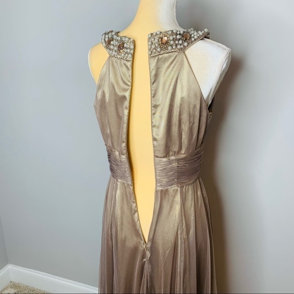 David’s Bridal Metallic Tulle Halter Gown Size 6 - Picture 12 of 14